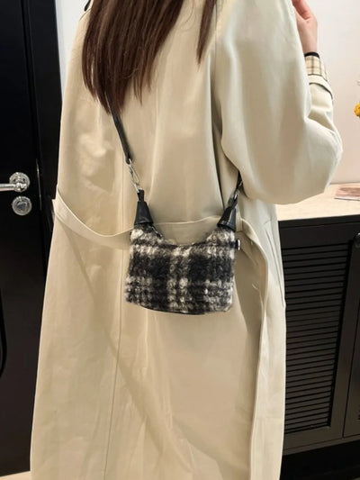 David Jones PU Leather Handbag